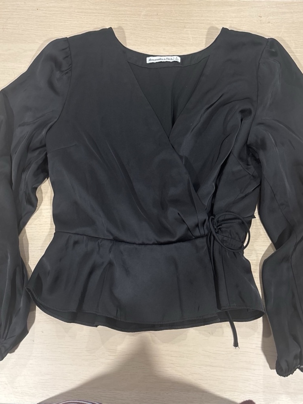 Abercrombie & Fitch Long-Sleeve Satin Wrap Top Black